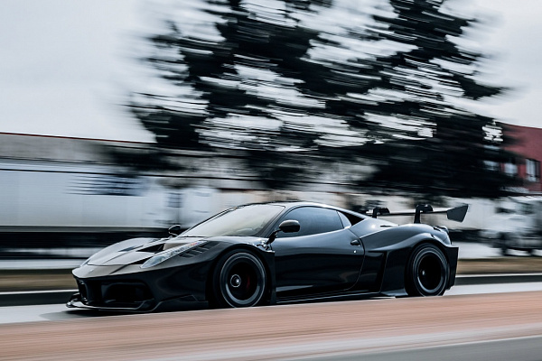 Фото дисков Brixton Forged PF7 Aerotech Черный сатин на Ferrari 458