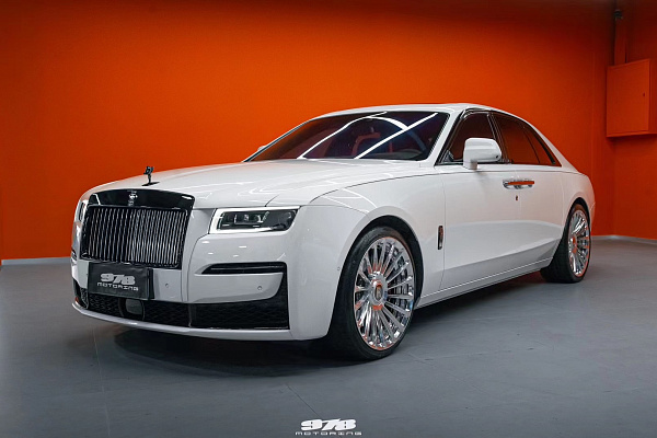 Фото дисков Anrky RF-282 Полированный лак на Rolls-Royce Ghost I