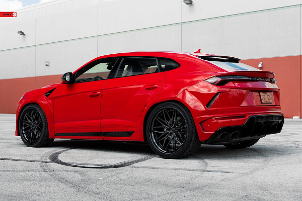 Фото дисков Anrky S3-X1 Черный сатин на Lamborghini Urus