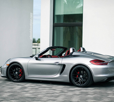 Фото дисков HRE FF01 на Porsche Boxster III