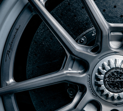 Фото дисков Brixton Forged VL1 на Lamborghini Huracan