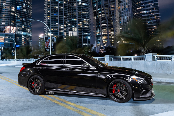 Фото дисков Strasse Wheels SM5R Deep Concave Monoblock Другой цвет на Mercedes-Benz C-Class (W205)