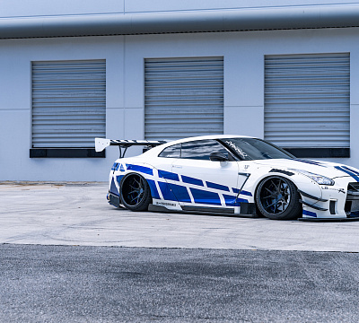 Фото дисков Strasse Wheels SM5R Deep Concave FS на Nissan GT-R