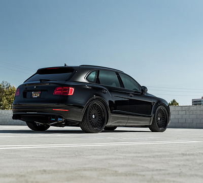 Фото дисков HRE 501 на Bentley Bentayga