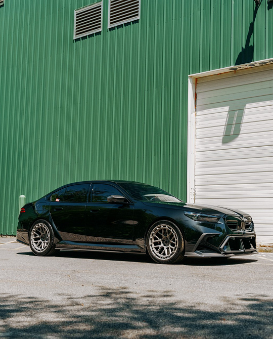 Фото дисков TR08 AERO1 Другой цвет на BMW 5/M5 (G60/G90)