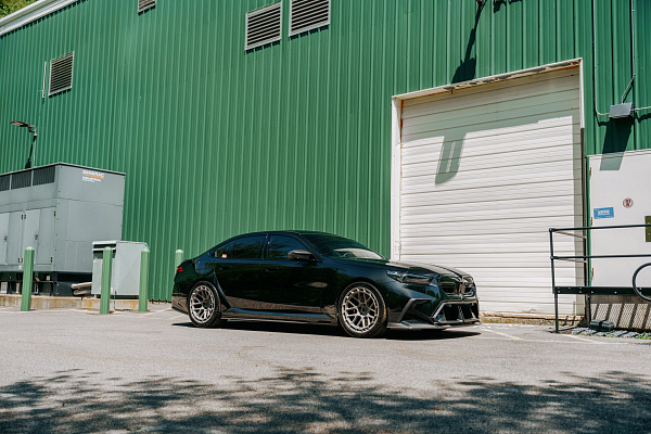 Фото дисков Brixton Forged TR08 AERO1 Другой цвет на BMW 5/M5 (G60/G90)