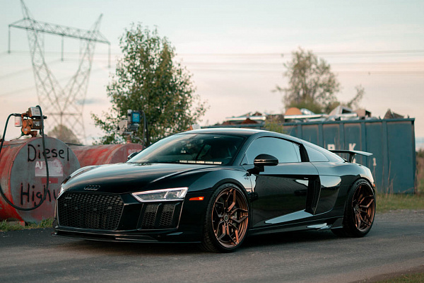 Фото дисков Brixton Forged PF9 Сатиновая медь на Audi R8 (4S)