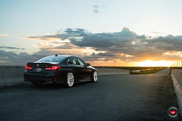 Фото дисков Vossen S21-02 Глянцевый лак на BMW 5/M5 (G30/F90)