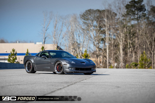 Фото дисков BC Forged HCA191 Черный глянец на Chevrolet Corvette C6