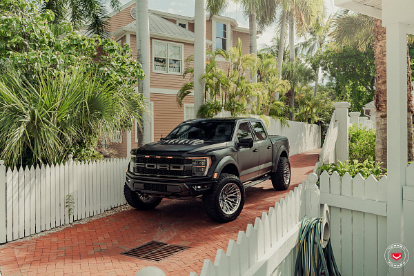 Фото дисков Vossen VFX-04 Сатиновый тонированный лак на Ford F-150 XIV