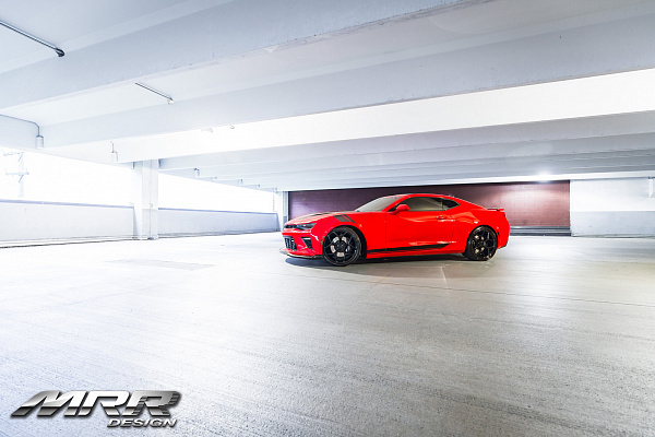 Фото дисков MRR M228 Черный глянец на Chevrolet Camaro VI