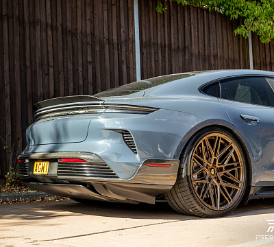 Фото дисков Vossen HF-7 на Porsche Taycan I
