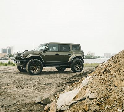 Фото дисков Vossen HFX-1 (6-Lug) на Ford Bronco