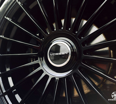 Фото дисков Vossen HF-8 на Land Rover Range Rover V