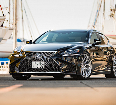 Фото дисков Vossen S17-01 на Lexus LS IV