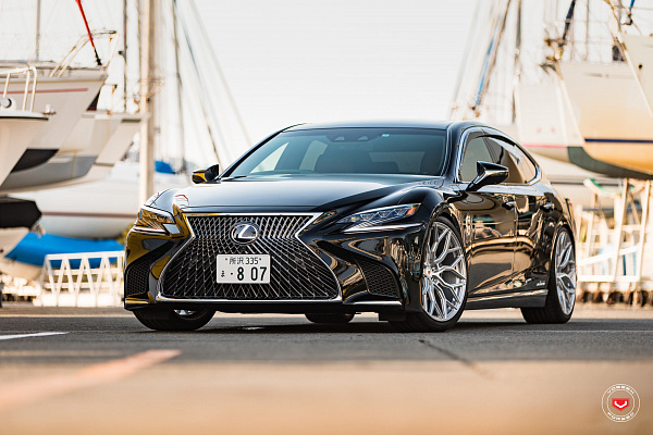 Фото дисков Vossen S17-01 Глянцевый лак на Lexus LS IV