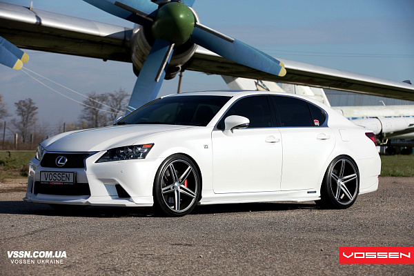 Фото дисков Vossen CV5 Алмазная проточка на Lexus GS IV