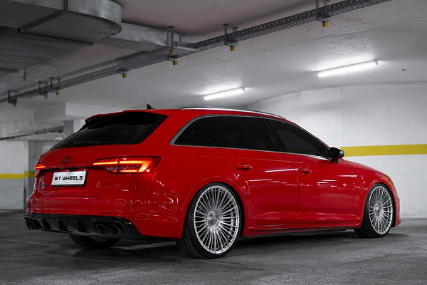 Фото дисков ST Wheels ST3 Полированный лак на Audi A/S/RS 4 (B9)