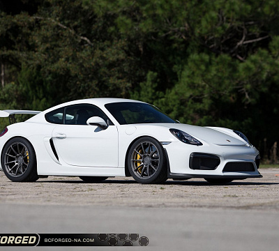 Фото дисков BC Forged RZ10 на Porsche Cayman II