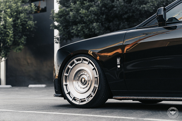 Фото дисков Vossen UV-7 Глянцевый тонированный лак на Rolls-Royce Ghost II