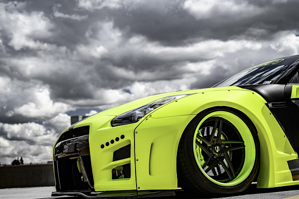 Фото дисков Savini SV71 Другой цвет на Nissan GT-R