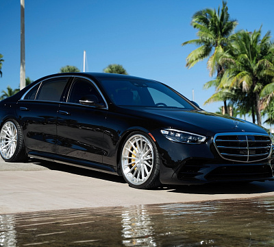 Фото дисков Strasse Wheels SV15 Deep Concave FS на Mercedes-Benz S-Class (W223)
