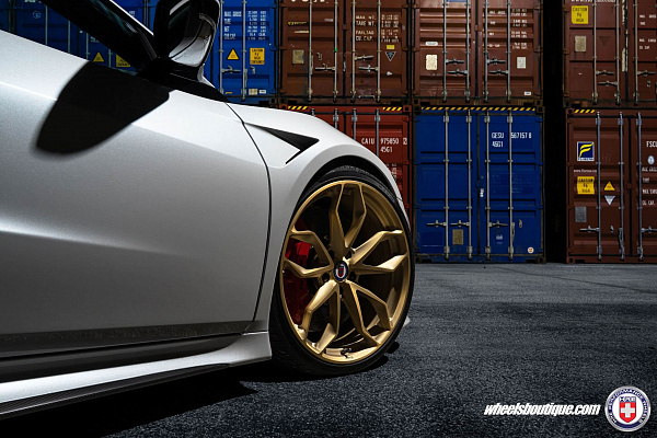 Фото дисков HRE P201 Сатиновое золото на Acura NSX II