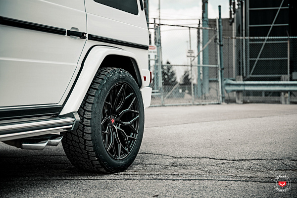 Фото дисков Vossen S17-01 Черный глянец на Mercedes-Benz G-Class III