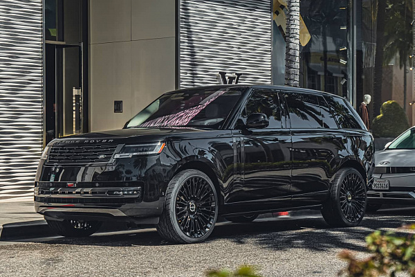Фото дисков Brixton Forged LX01 Черный глянец на Range Rover V