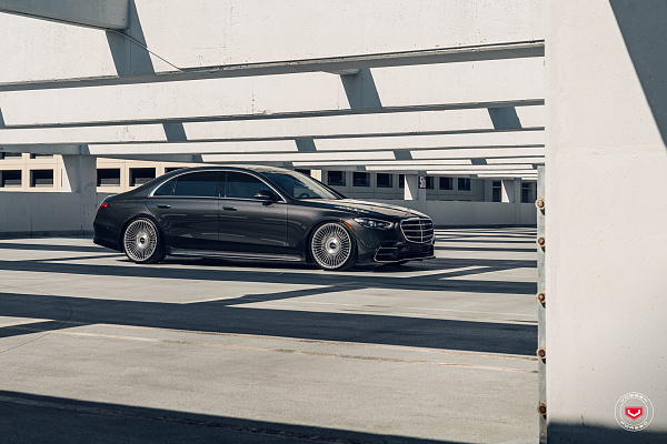 Фото дисков Vossen S17-16 Глянцевый лак на Mercedes-Benz S-Class (W223)