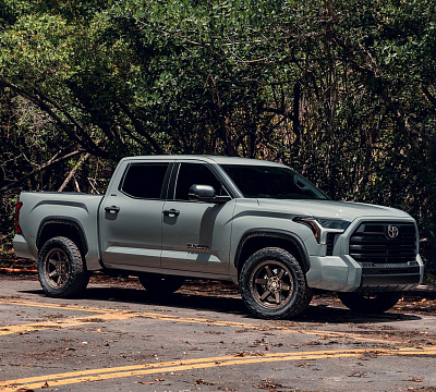Фото дисков 4PLAY 4PS63 на Toyota Tundra III