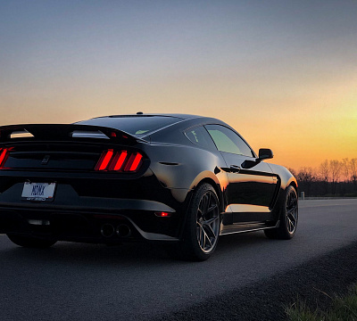 Фото дисков HRE R101 Lightweight на Ford Mustang VI