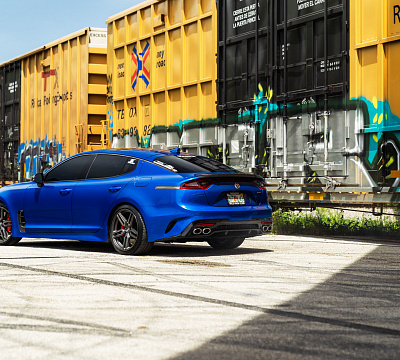 Фото дисков Vossen HF-1 на Kia Stinger
