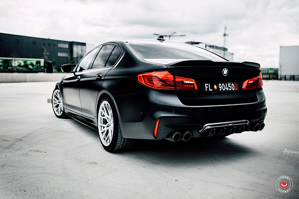 Фото дисков Vossen M-X3 Глянцевый лак на BMW 5/M5 (G30/F90)
