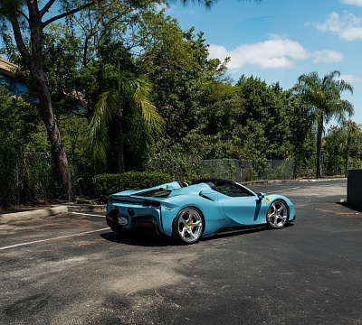 Фото дисков Anrky XR-305 на Ferrari SF90