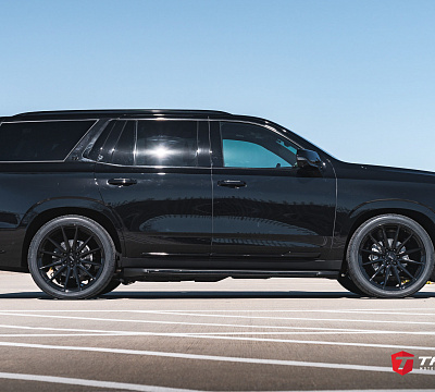 Фото дисков Vossen HF6-1 на Cadillac Escalade V
