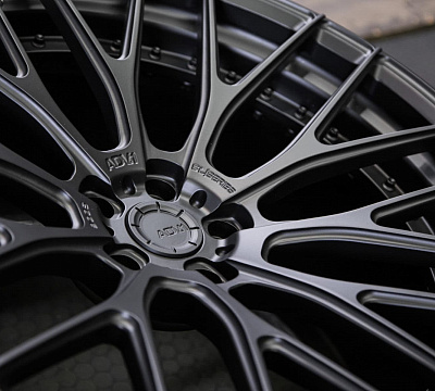 ADV.1 ADV10.0 M.V2 SL