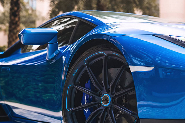 Фото дисков Brixton Forged R11-RS Другой цвет на Lamborghini Huracan