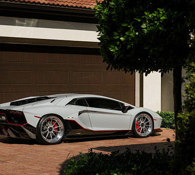 Фото дисков 1886 Wheels G010 на Lamborghini Aventador