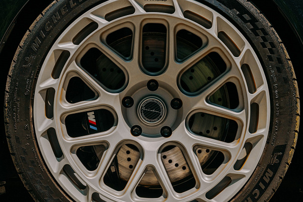 Фото дисков Brixton Forged TR08 AERO1 Другой цвет на BMW 5/M5 (G60/G90)