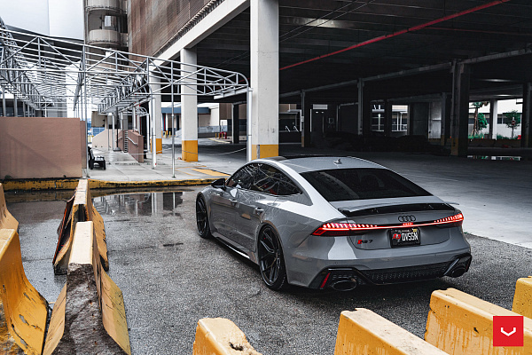 Фото дисков Vossen HF-5 Черный сатин на Audi A/RS 7 (4K)