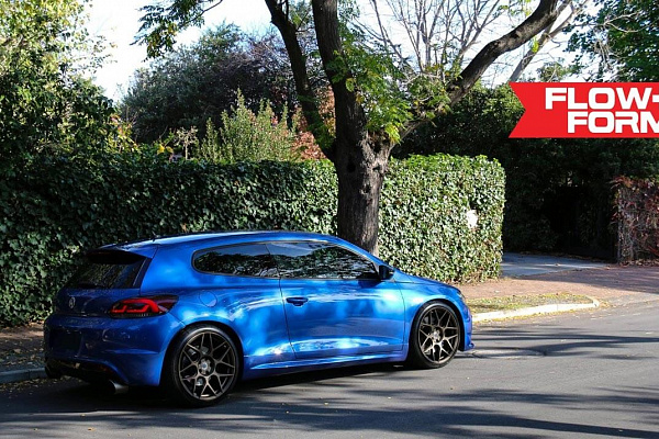 Фото дисков HRE FF01 Сатиновое темное золото на Volkswagen Scirocco III