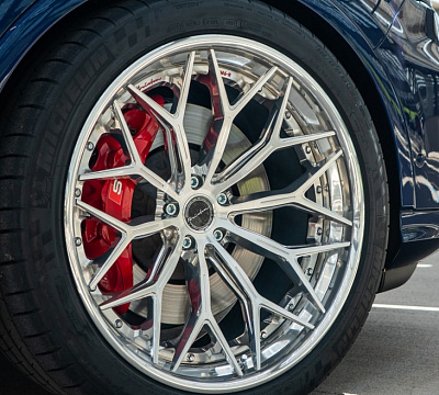 Фото дисков Brixton Forged CM6-R на Audi Q7 (4M)