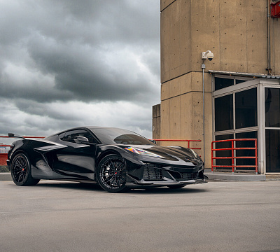 Фото дисков Vossen S21-02 на Chevrolet Corvette C8