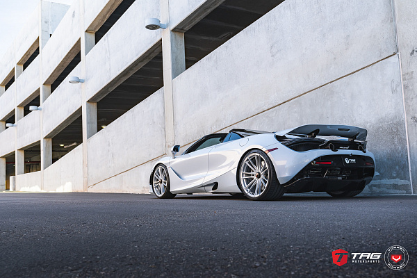 Фото дисков NOVITEC MC3 Сатиновый лак на McLaren 720S