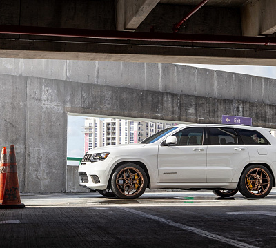 Фото дисков Anrky S1-X4 на Jeep Grand Cherokee IV