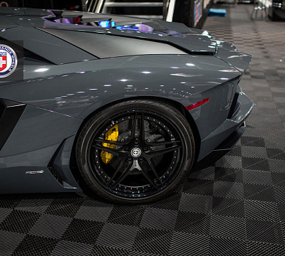 Фото дисков HRE S107 на Lamborghini Aventador