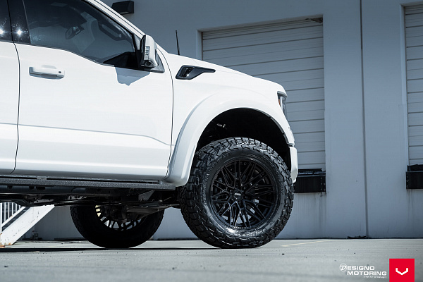 Фото дисков Vossen HF6-5 Черный глянец на Ford F-150 XIV