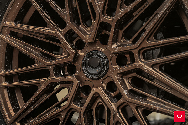 Фото дисков Vossen HF6-5 Сатиновая бронза на Toyota Tacoma III