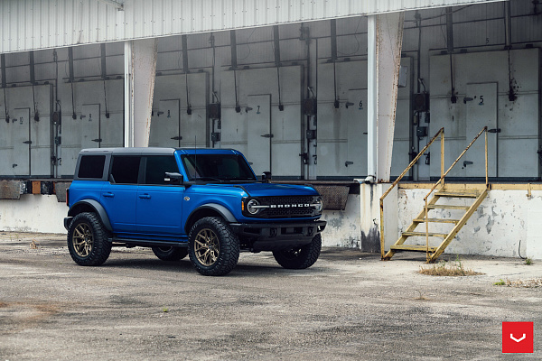 Фото дисков Vossen HF6-4 Сатиновое темное золото на Ford Bronco